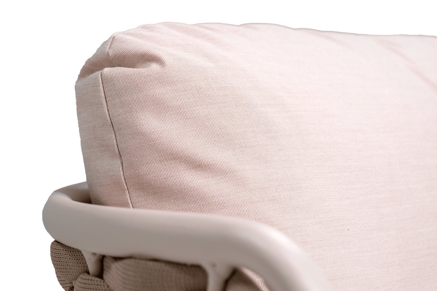 Arado fauteuil off-white close up 1