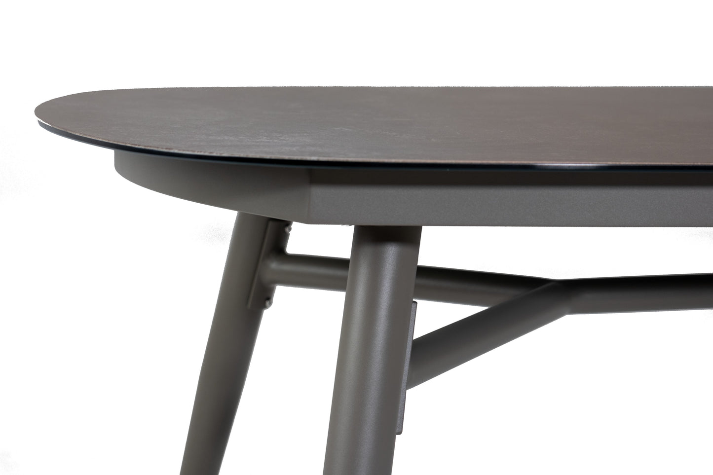 Caravela tafel taupe close up 2