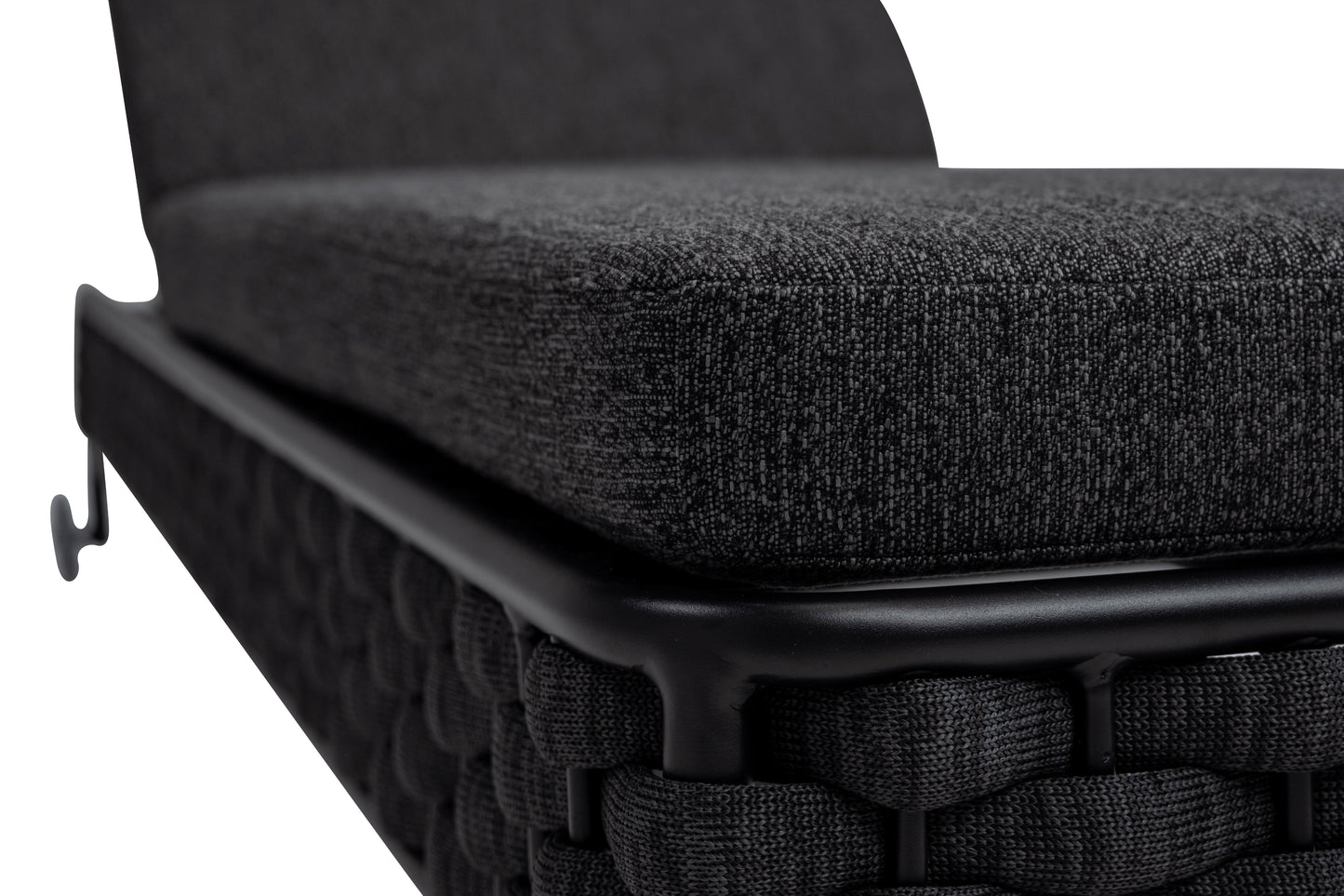 Vicus ligbed zwart close up 3
