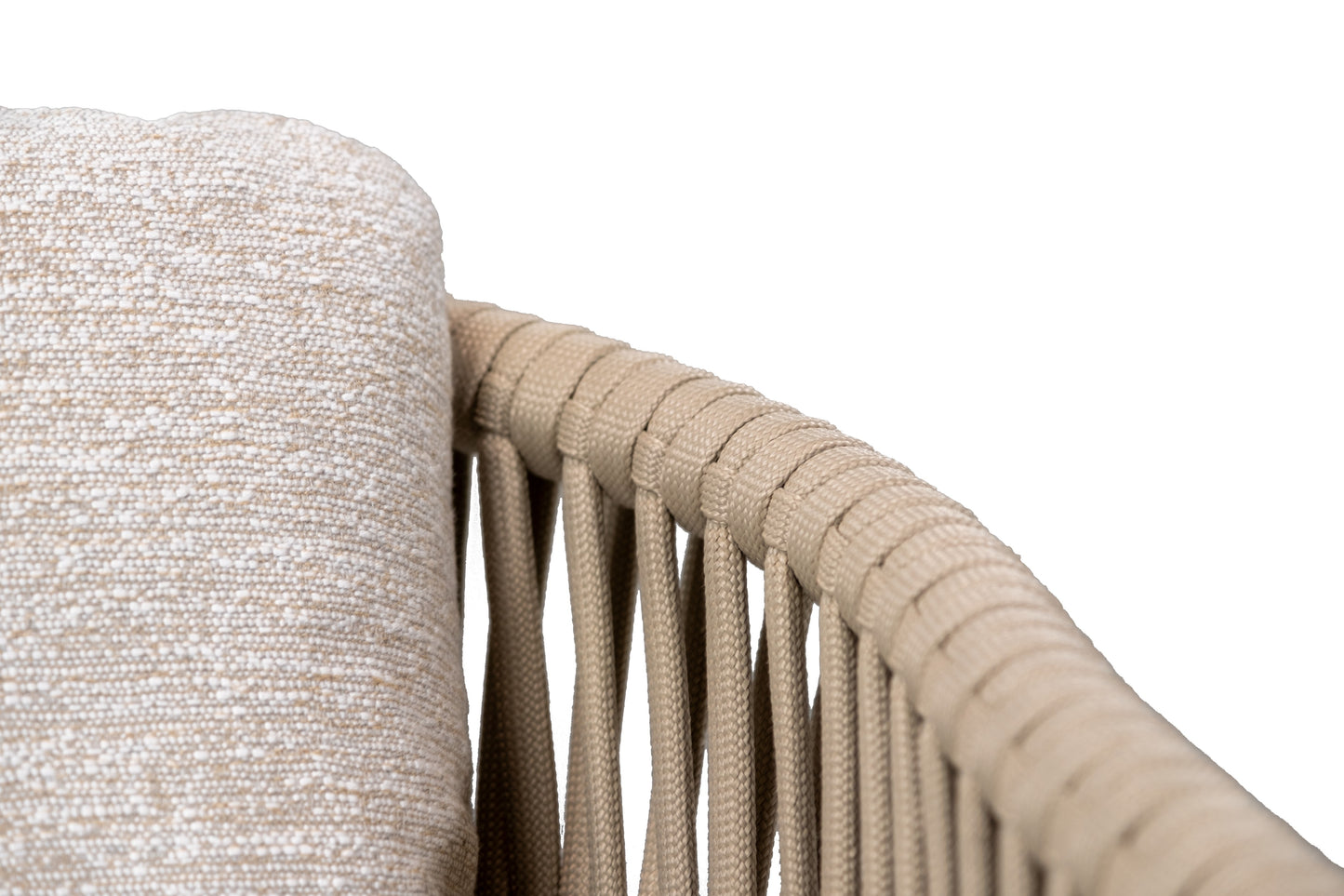 Vinum off-white close up 9