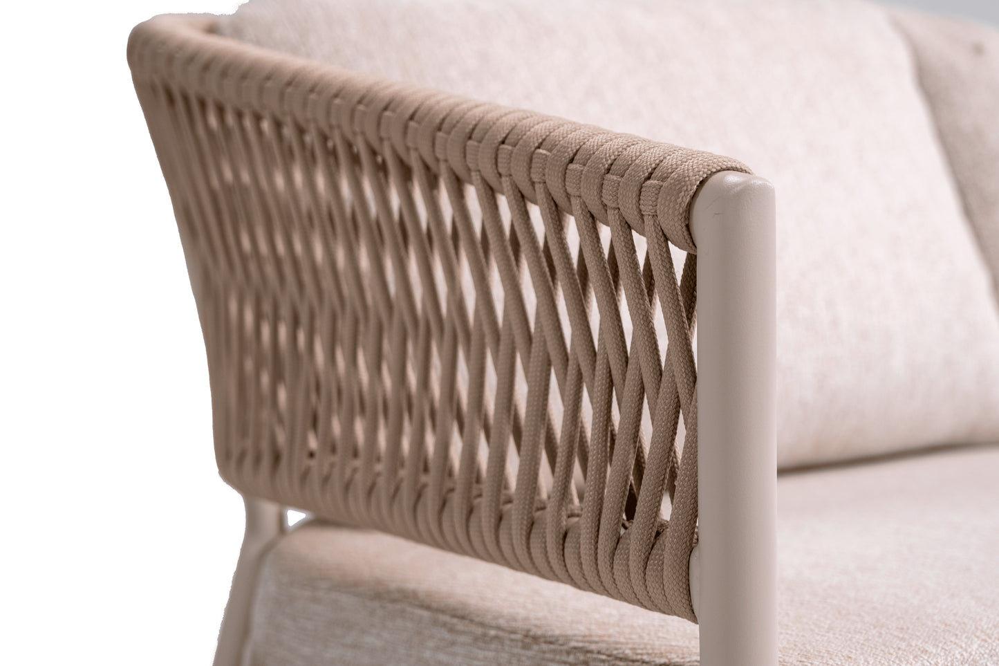 Vinum sofa off-white close up 2